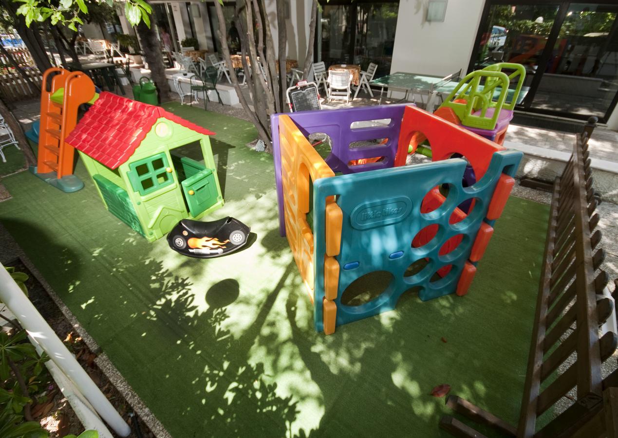 Hotel Trafalgar Rimini Zewnętrze zdjęcie