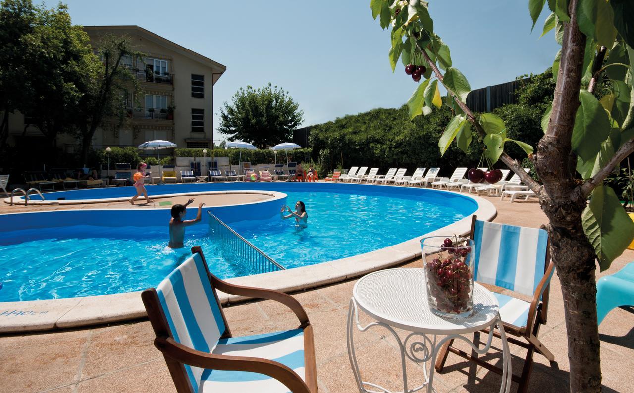 Hotel Trafalgar Rimini Zewnętrze zdjęcie